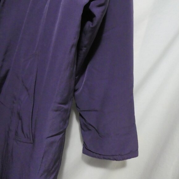 LAURA PETITES | large | Long Purple Winter Coat with Faux Fur Collar | GUC - Picture 10 of 16